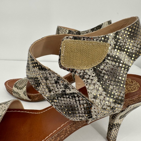 NWOT Vince Camuto Snake Print Metallic Velcro Sandals - Picture 9 of 12